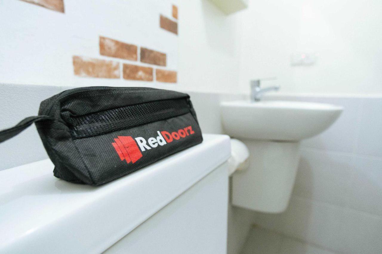Reddoorz @ Paus Raya Hotel Palangkaraya Eksteriør billede